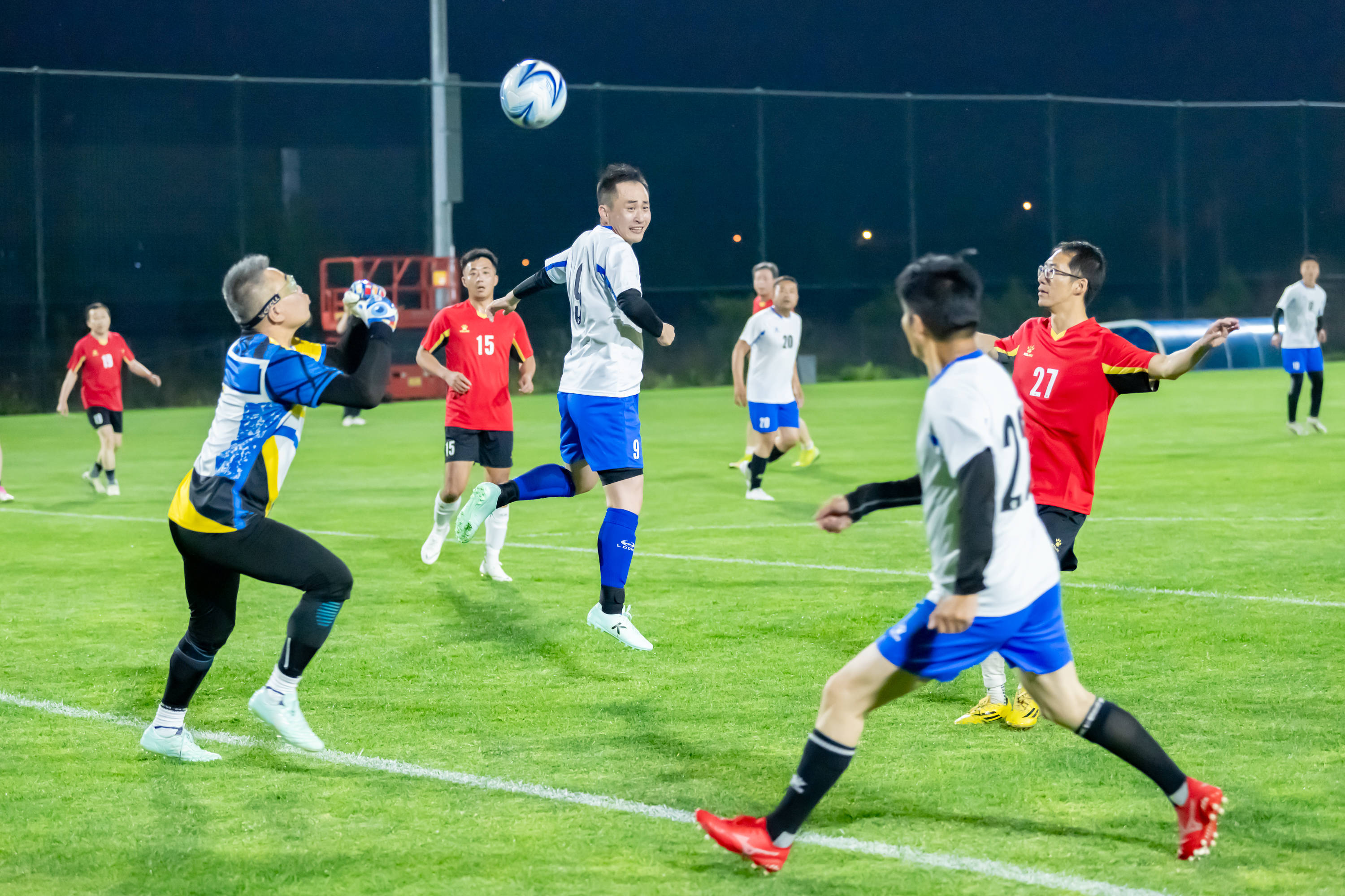 显得尤为重 显得尤为重