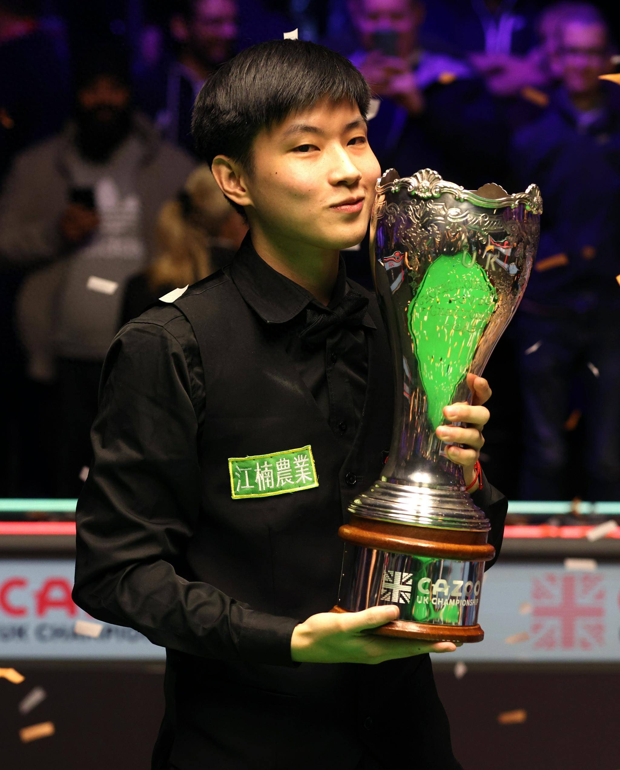 也向竞争对 也向竞争对