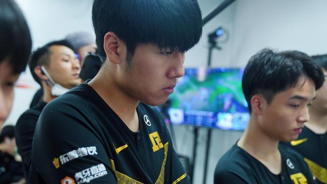 从边路到中 从边路到中